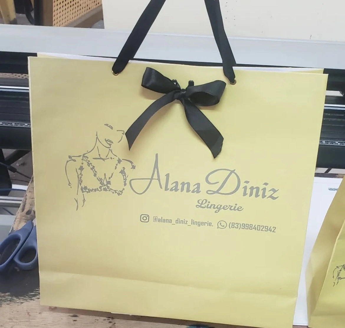 Embalagens personalizadas com acabamento especial