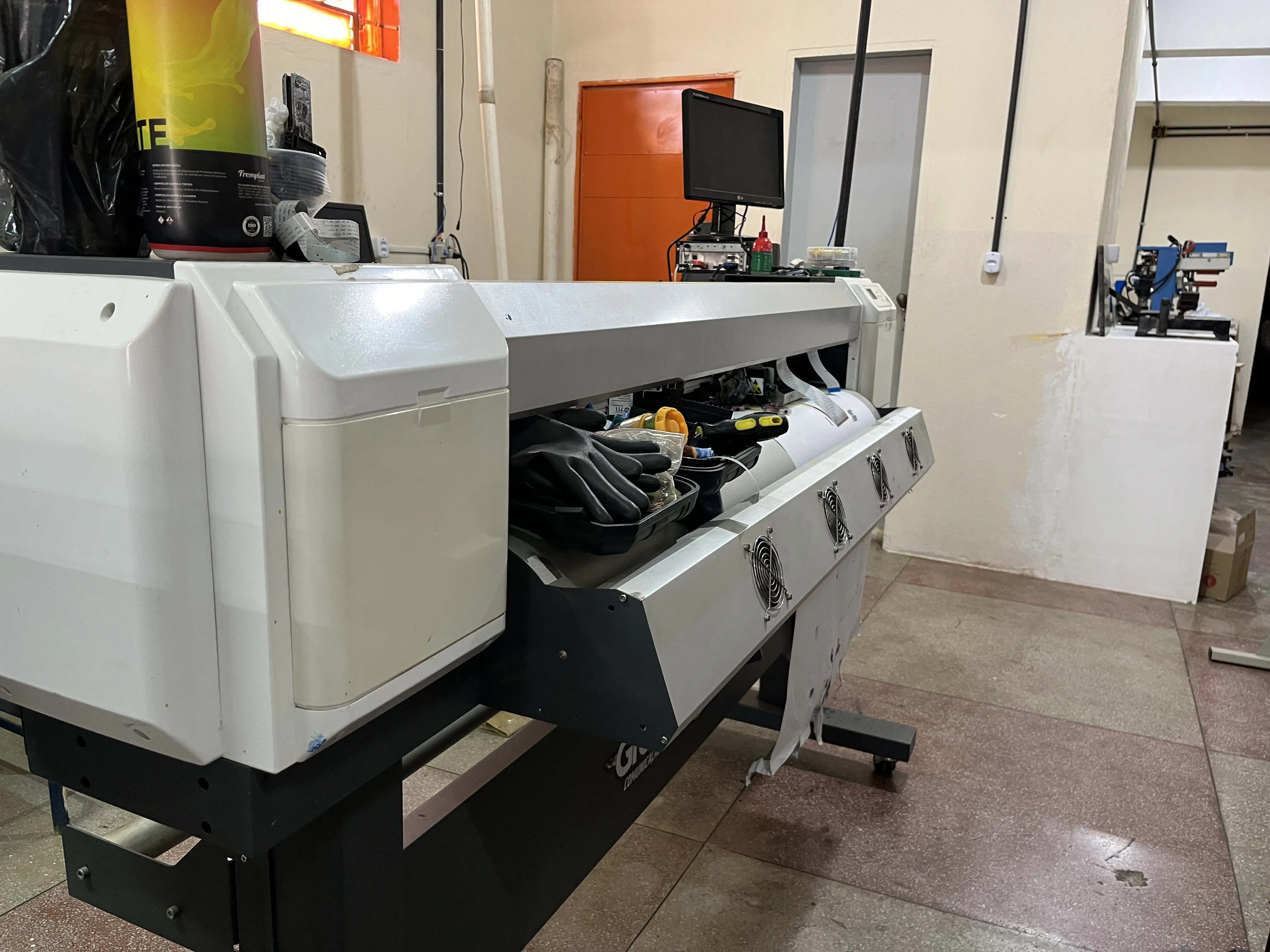 Equipamento Gráfico 3